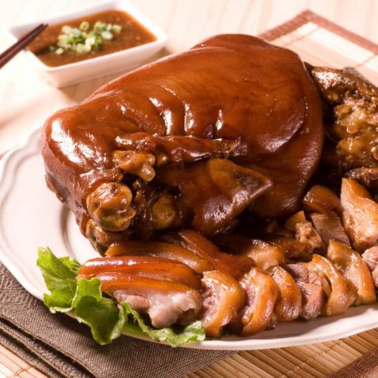 (Frozen) Hakka Style Pork Knuckle (Incl. Garlic BBQ Sauce) / (凍)屏東客家豬腳-附蒜泥醬 300g